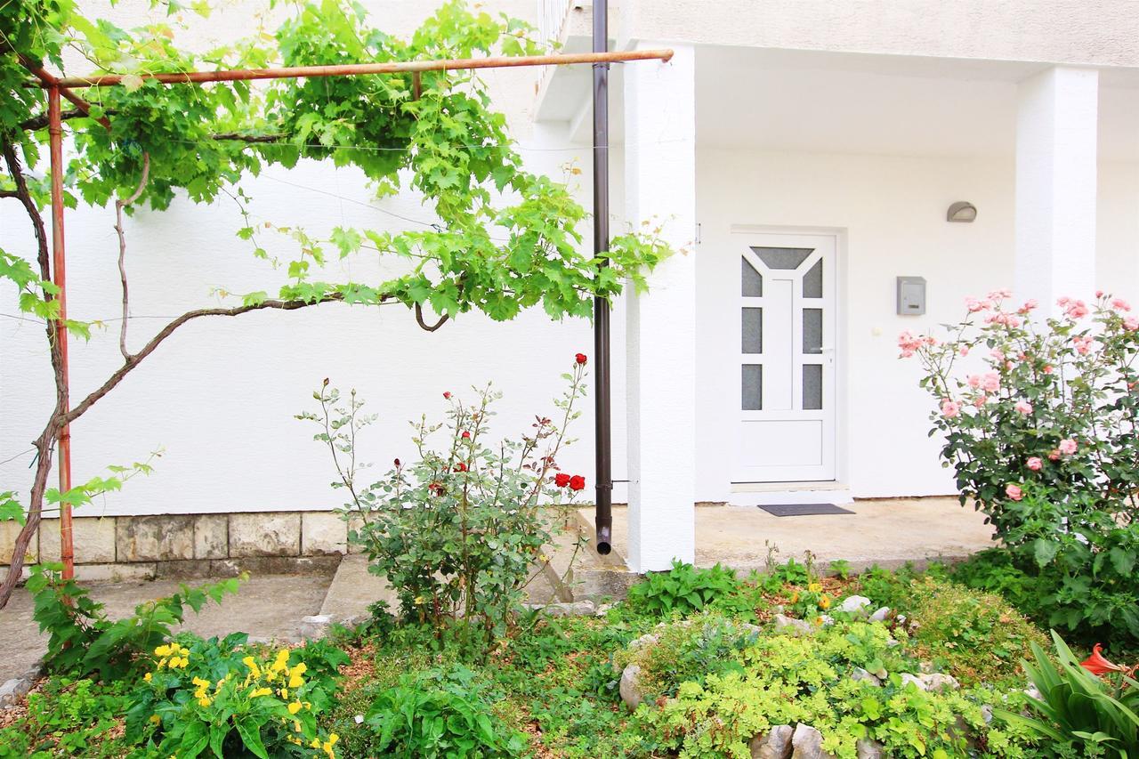 Apartment Anica Trogir Exterior photo