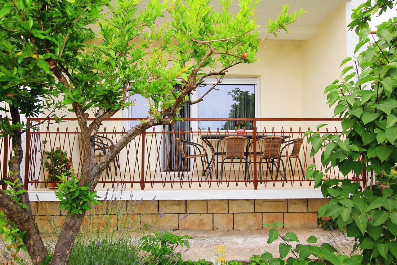 Apartment Anica Trogir Exterior photo